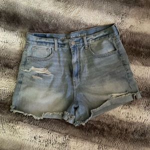 American Eagle Mom Jeans